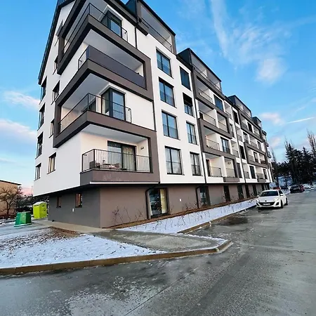 & Chill With A Summer Terrace *