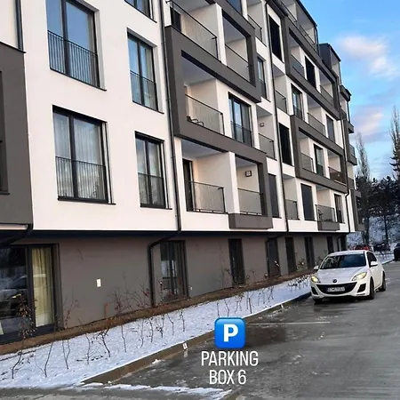 & Chill With A Summer Terrace Apartmán *